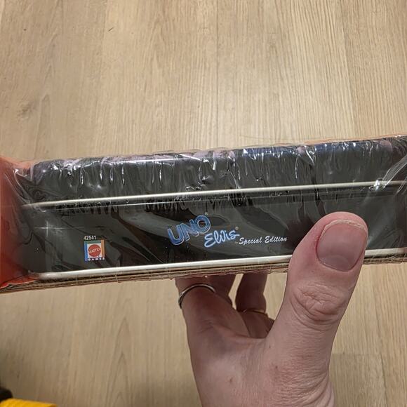 Elvis Presley UNO Mattel Card Game 2000 Special Edition Collectible - Picture 4 of 4